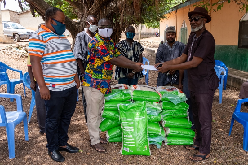 Photos - DONATIONA TO THE ZONGO COMMUNITY IN HO AHEAD OF EID UI-FIT